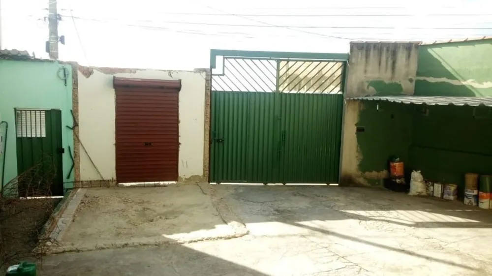 Casa, 2 quartos, 200 m² - Foto 1