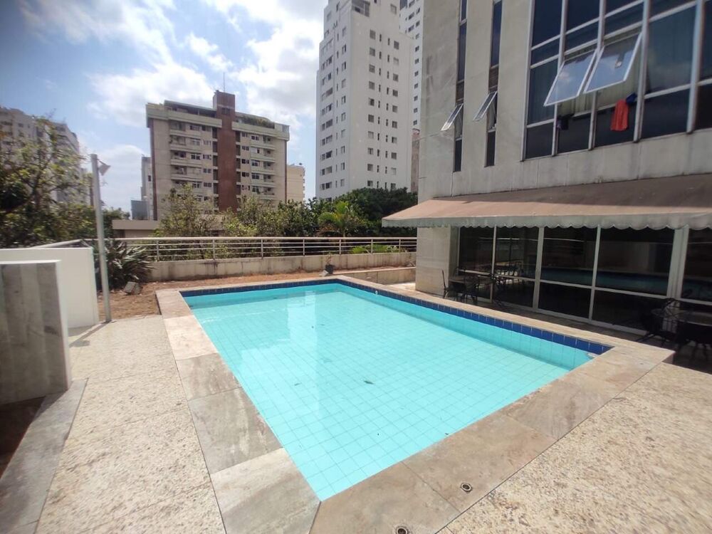 Apartamento à venda com 1 quarto, 40m² - Foto 1