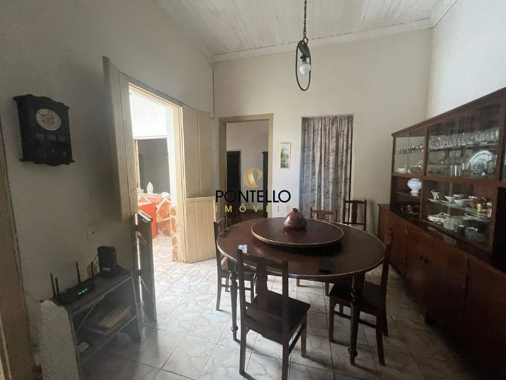 Casa, 6 quartos, 1285 m² - Foto 1