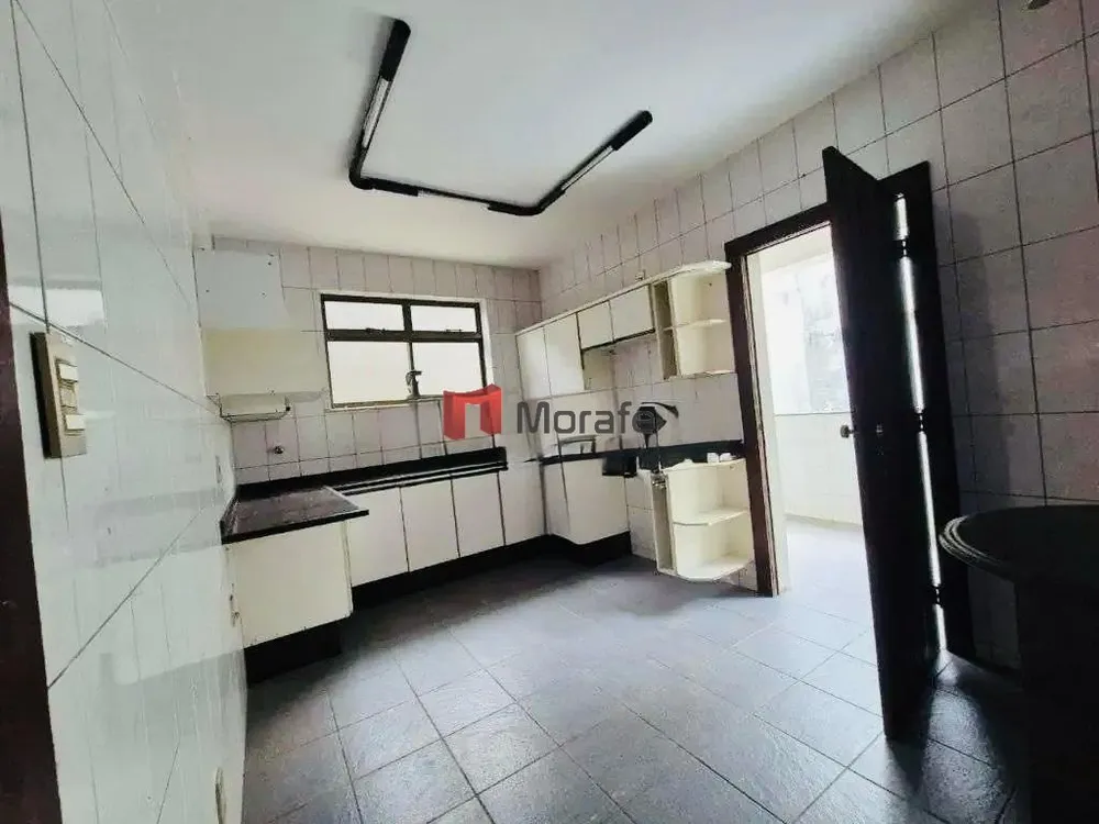 Casa, 5 quartos, 323 m² - Foto 4