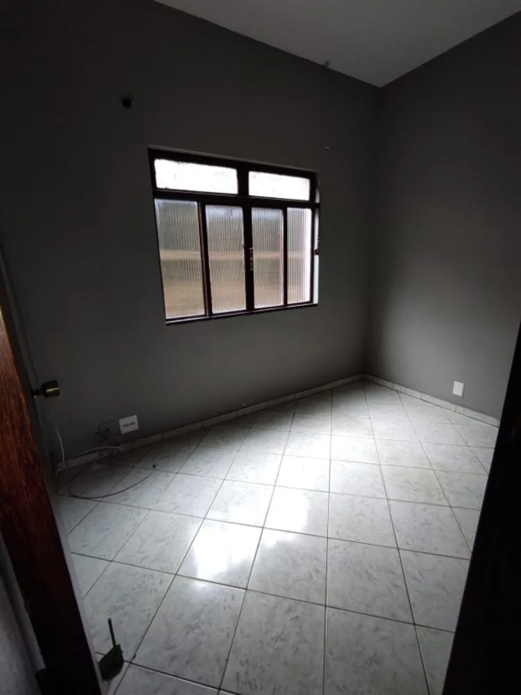 Casa, 3 quartos, 270 m² - Foto 11