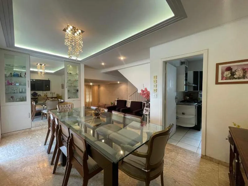 Casa, 5 quartos, 325 m² - Foto 2