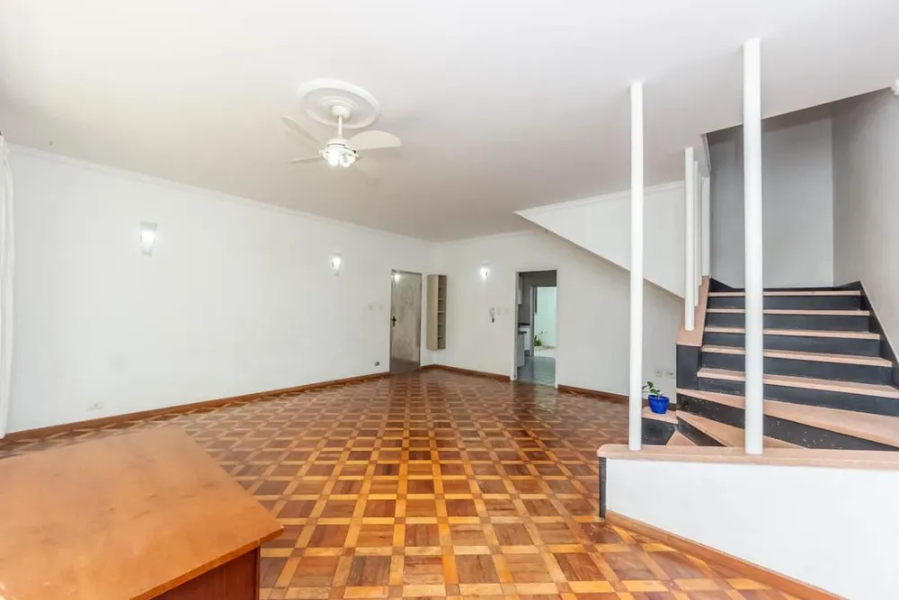 Casa, 3 quartos, 207 m² - Foto 1