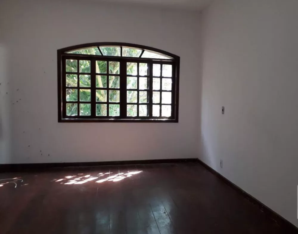 Casa à venda com 4 quartos, 463m² - Foto 11