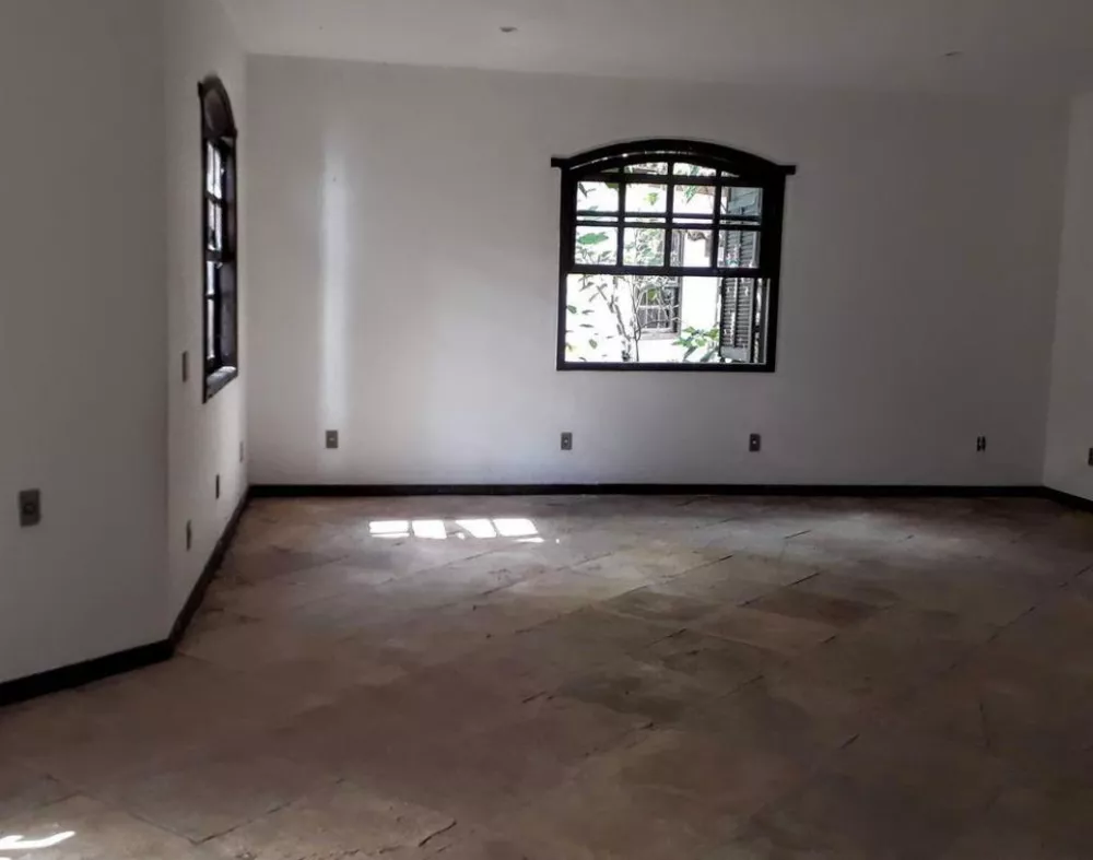 Casa à venda com 4 quartos, 463m² - Foto 8