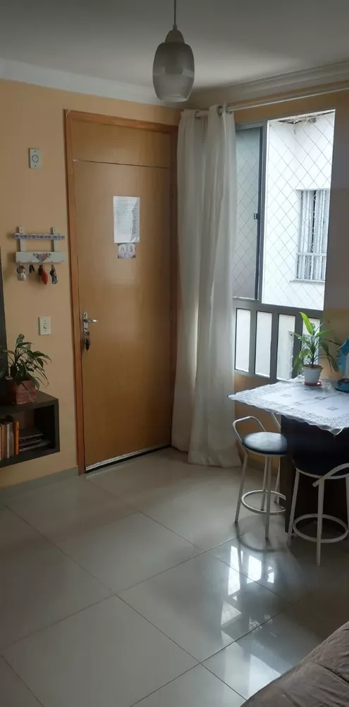 Apartamento à venda com 2 quartos, 50m² - Foto 4