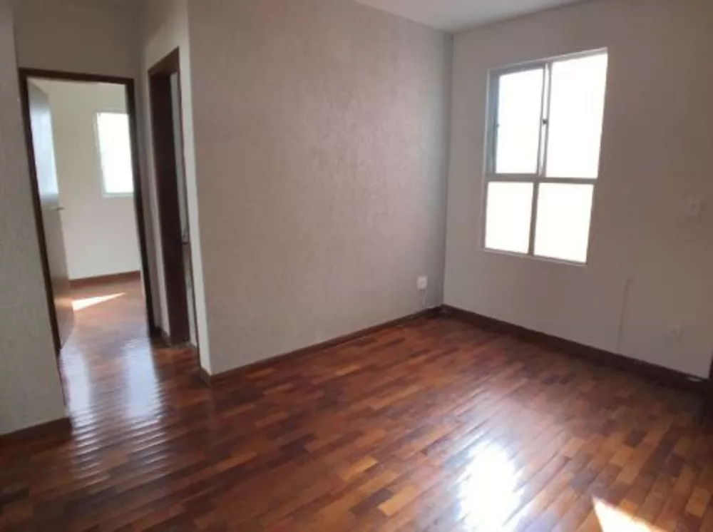 Apartamento à venda com 2 quartos, 60m² - Foto 3