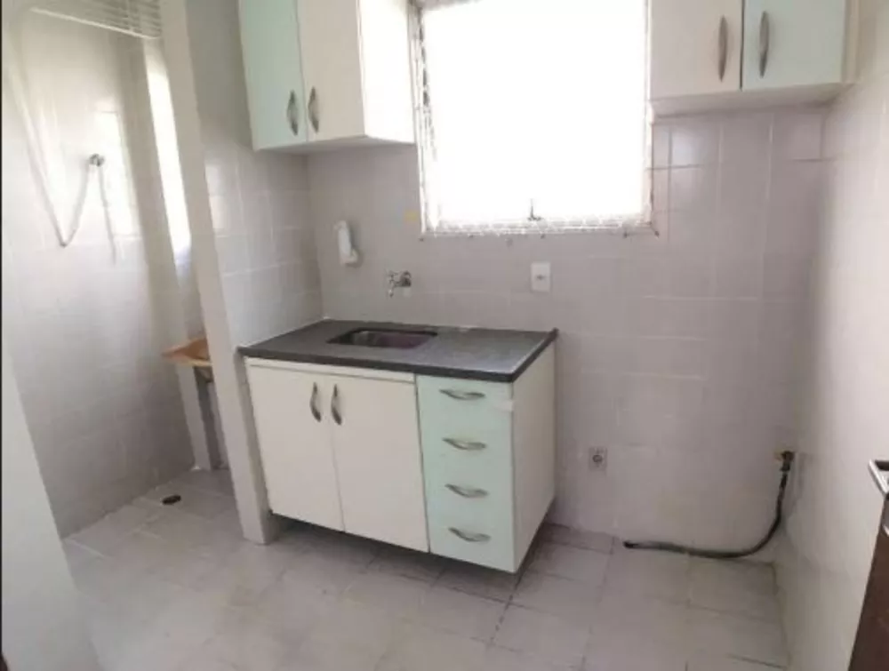 Apartamento à venda com 2 quartos, 60m² - Foto 11