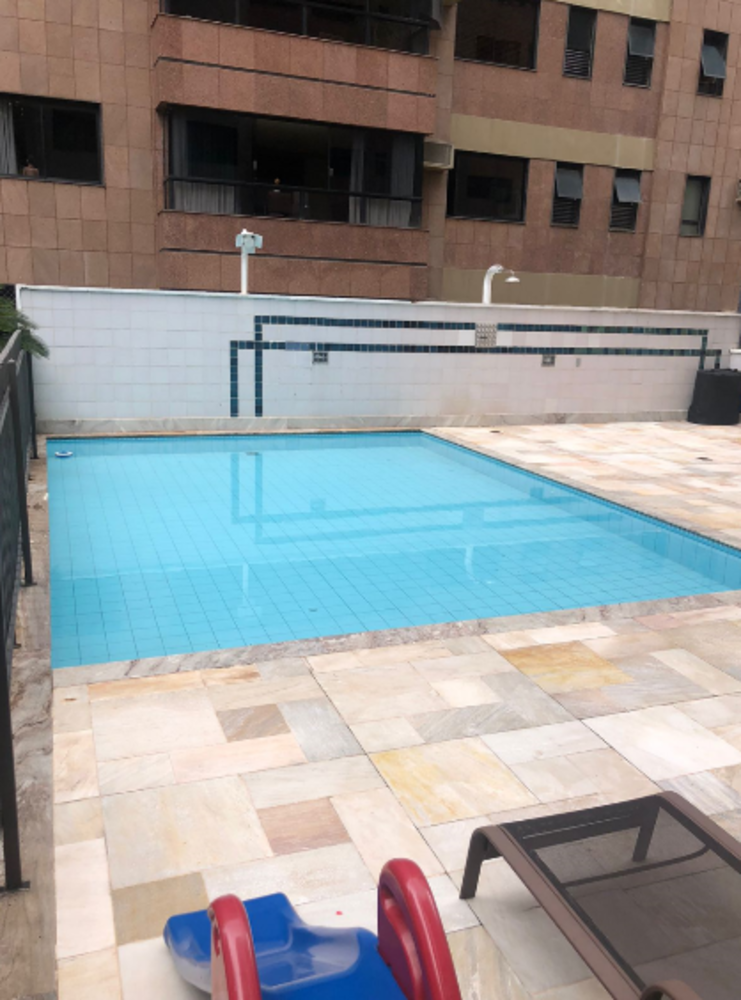 Apartamento à venda com 4 quartos, 260m² - Foto 2