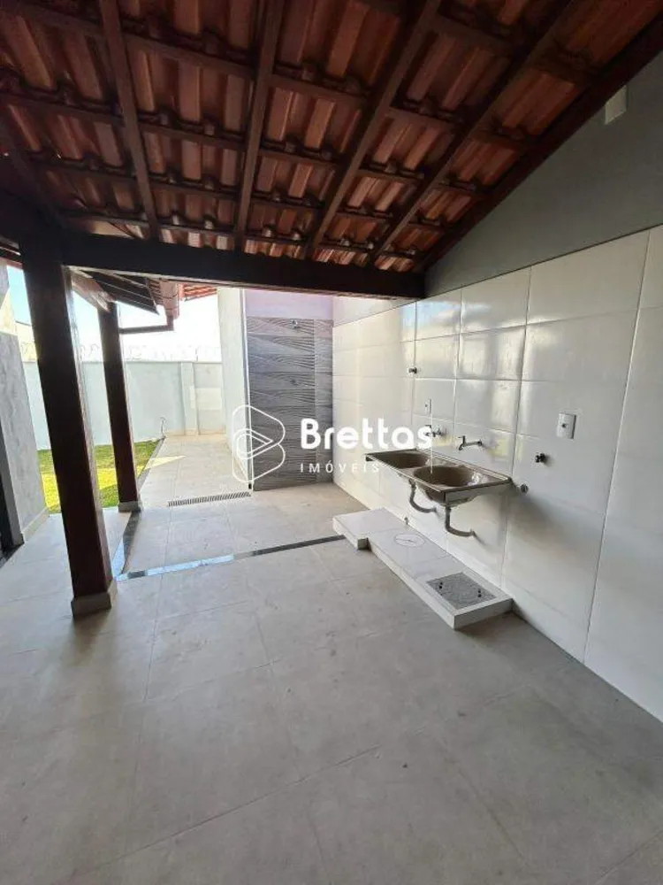 Casa, 3 quartos, 220 m² - Foto 1