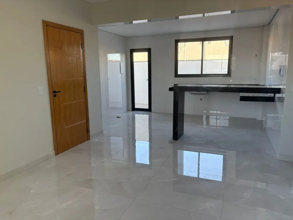 Apartamento, 3 quartos, 100 m² - Foto 2