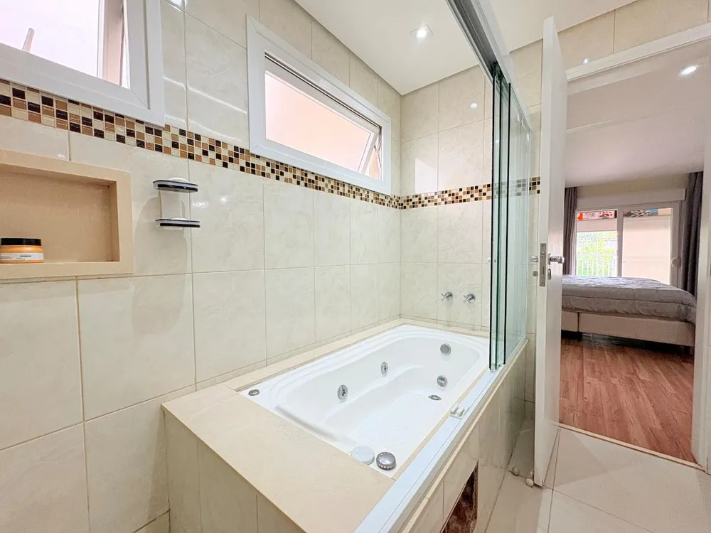 Casa, 4 quartos, 215 m² - Foto 9