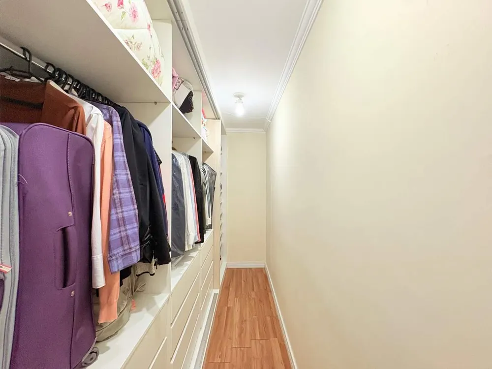 Casa, 4 quartos, 215 m² - Foto 2