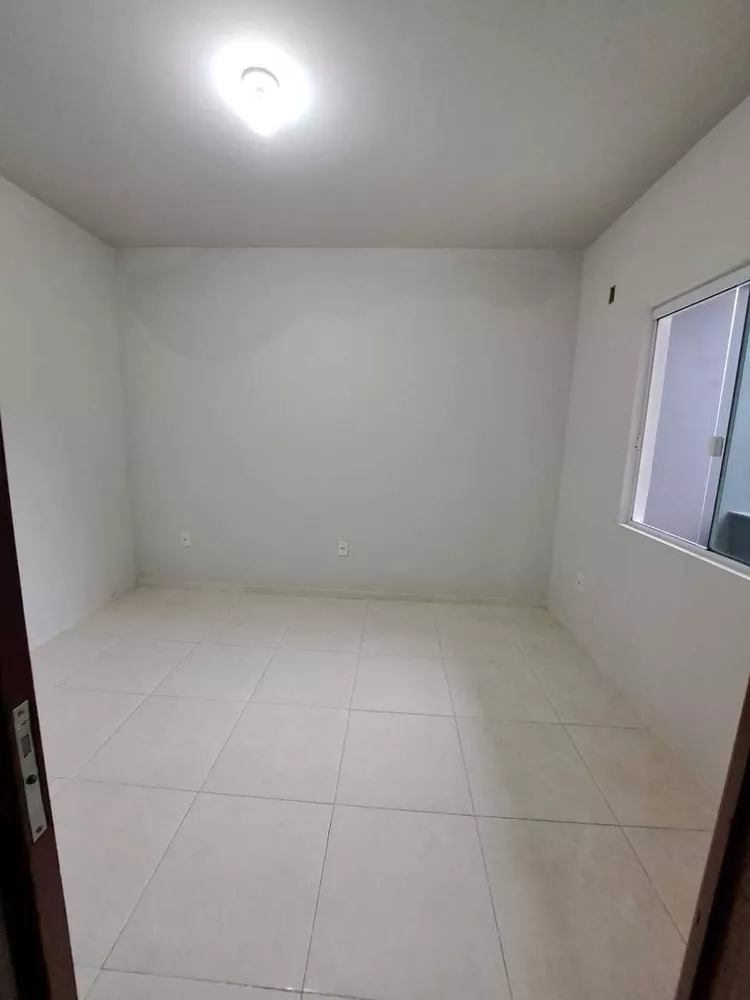 Casa à venda com 2 quartos, 200m² - Foto 6