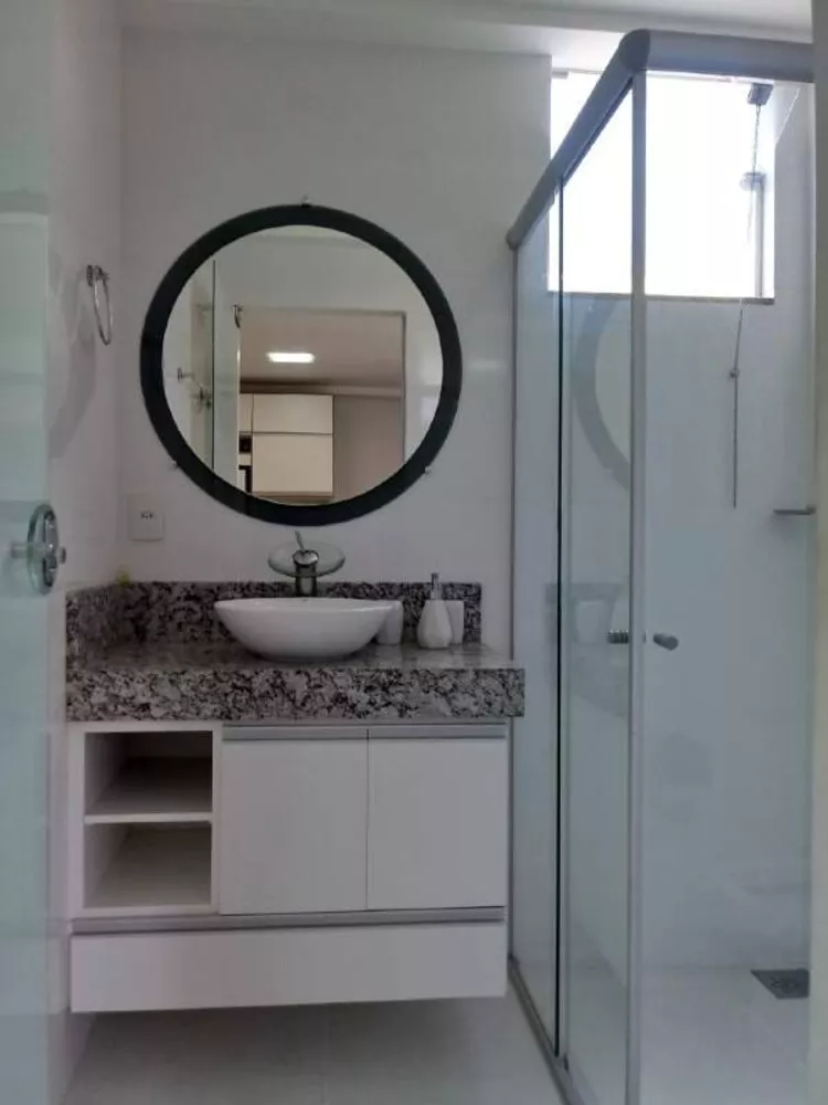 Casa à venda com 2 quartos, 210m² - Foto 13