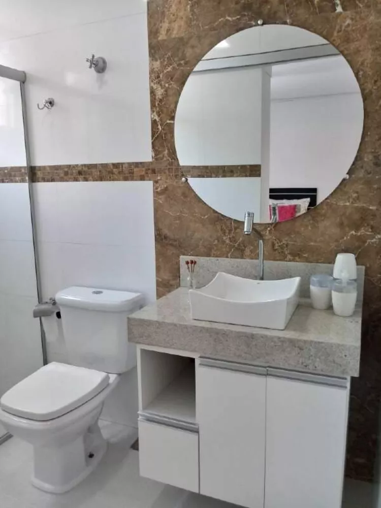 Casa à venda com 2 quartos, 210m² - Foto 11