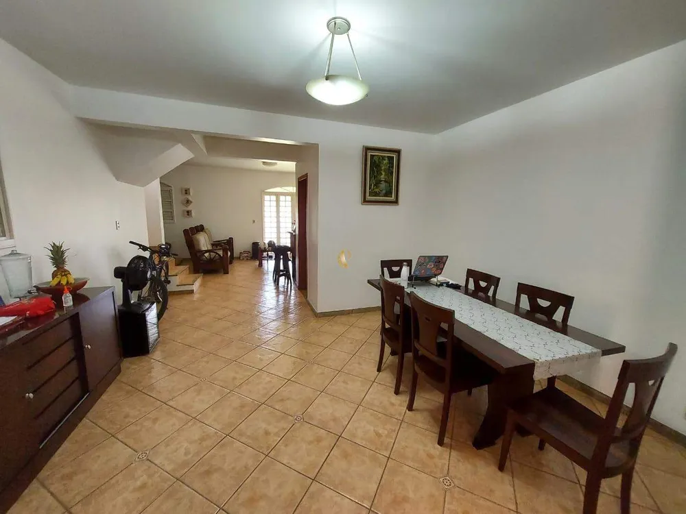 Casa, 4 quartos, 242 m² - Foto 6