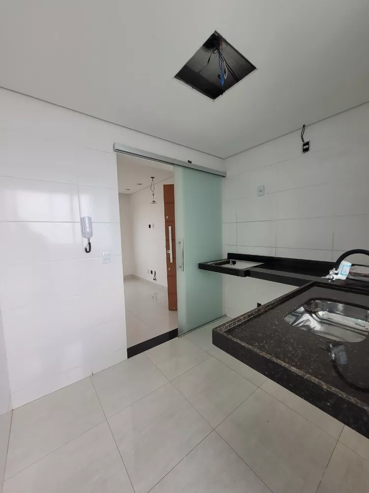 Apartamento à venda com 3 quartos, 64m² - Foto 8