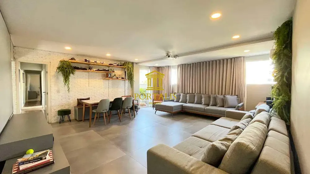 Apartamento, 3 quartos, 187 m² - Foto 1