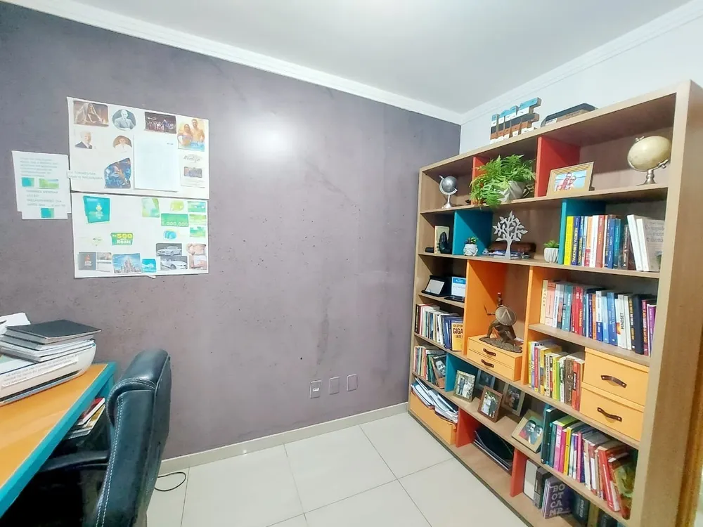 Casa, 3 quartos, 240 m² - Foto 9