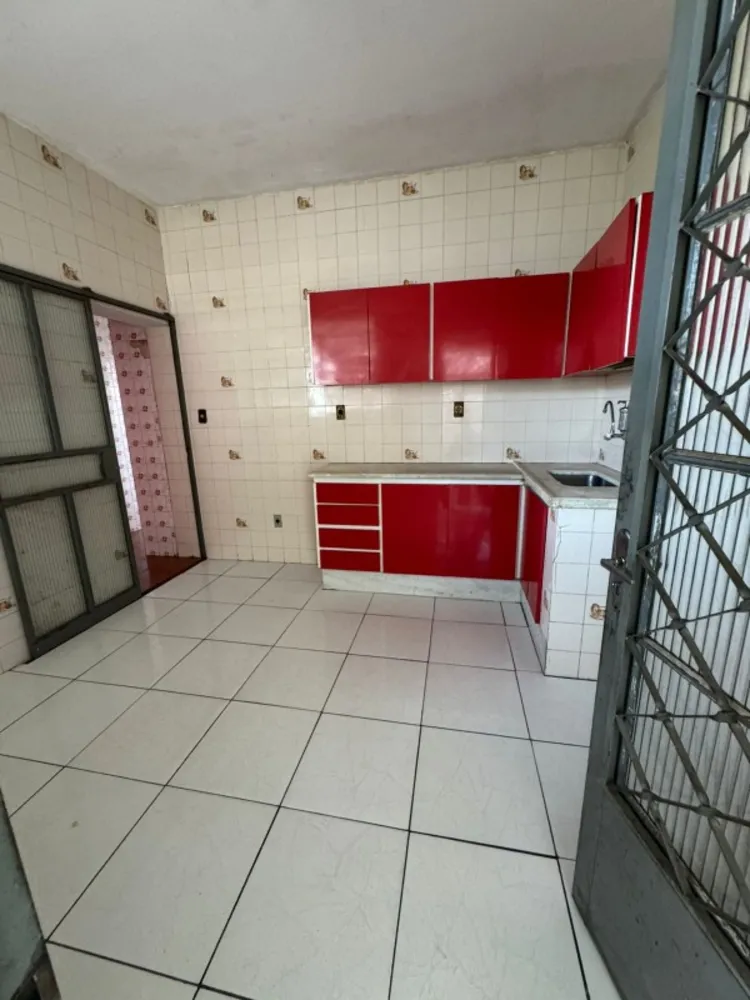 Casa, 3 quartos, 360 m² - Foto 3
