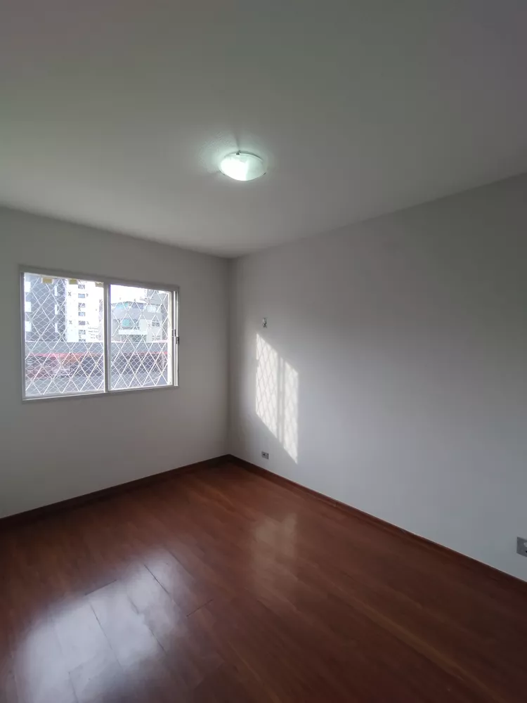 Apartamento para alugar com 2 quartos, 65m² - Foto 3