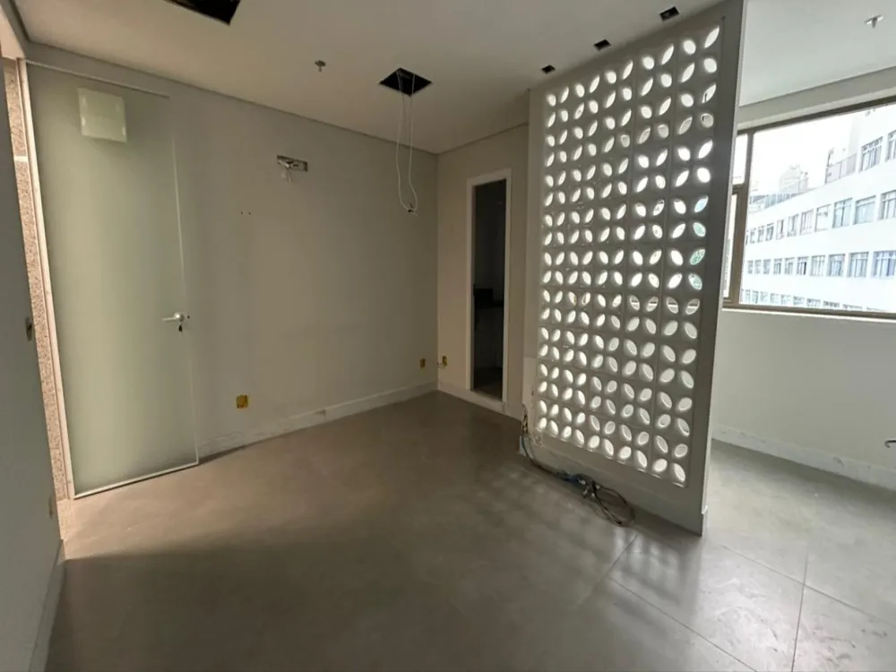Sala-Conjunto, 1200 m² - Foto 7