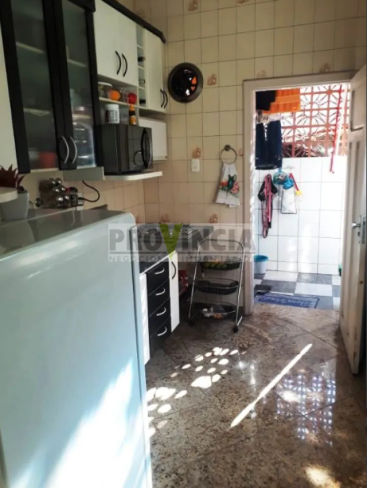 Casa, 7 quartos, 252 m² - Foto 8