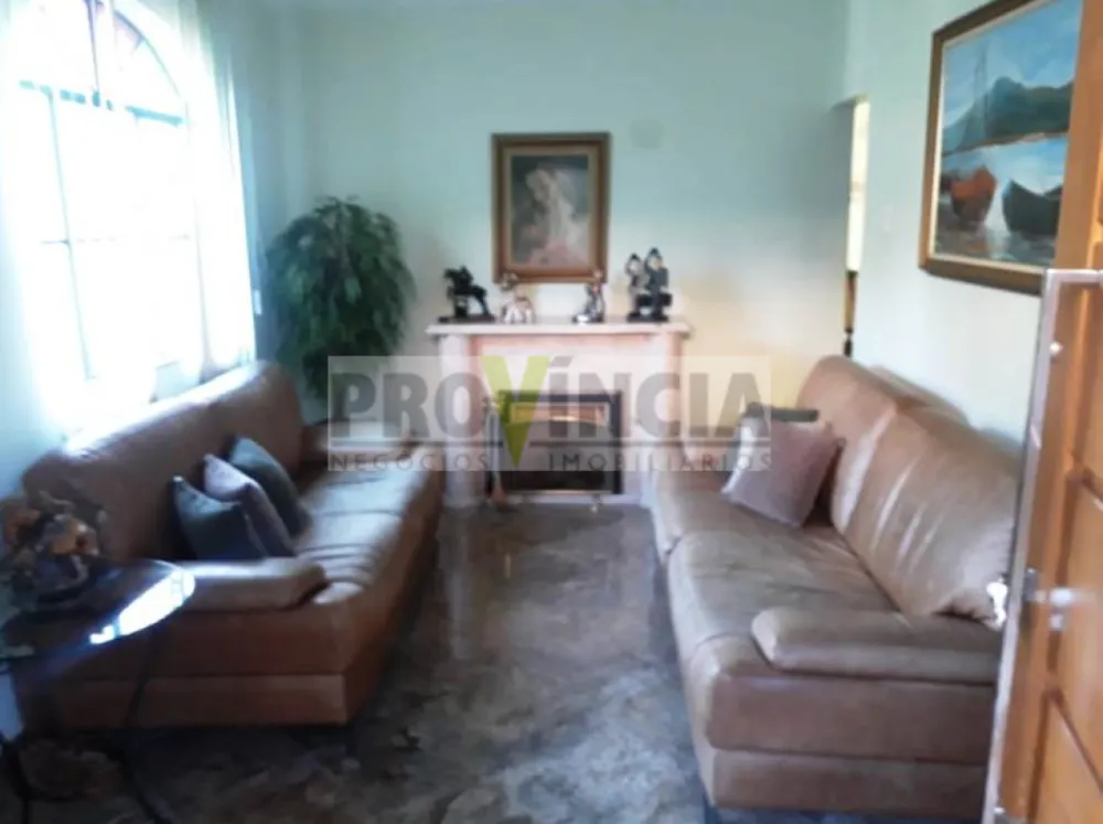Casa, 7 quartos, 252 m² - Foto 2