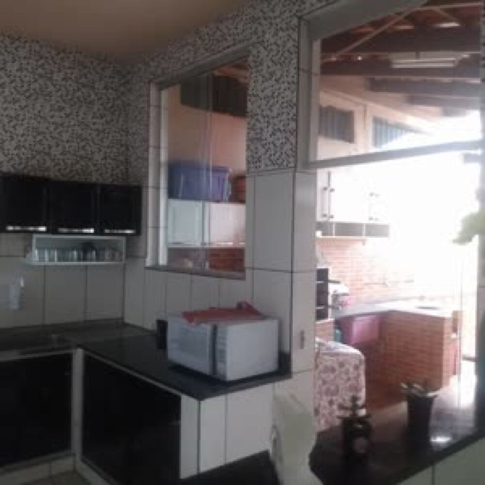 Casa à venda com 3 quartos, 373m² - Foto 7