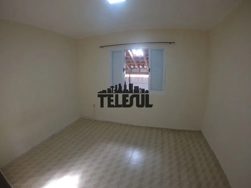 Casa, 3 quartos, 300 m² - Foto 1