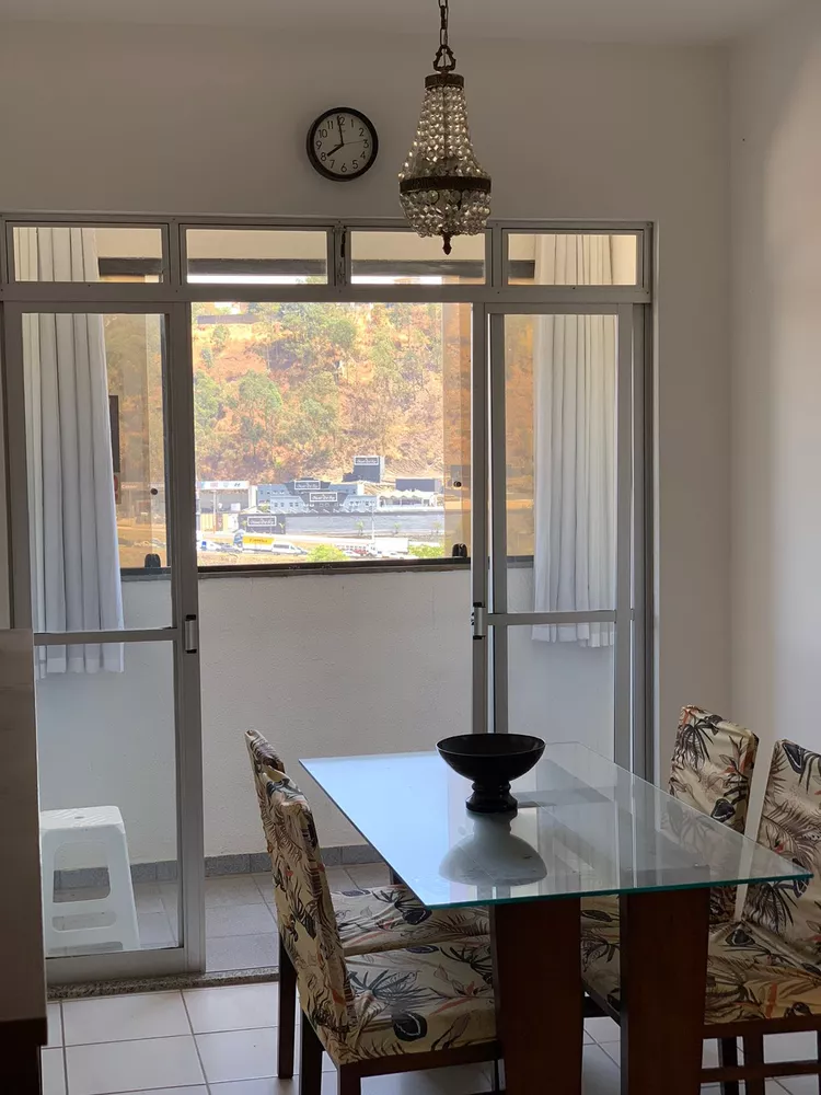 Apartamento à venda com 3 quartos, 117m² - Foto 2