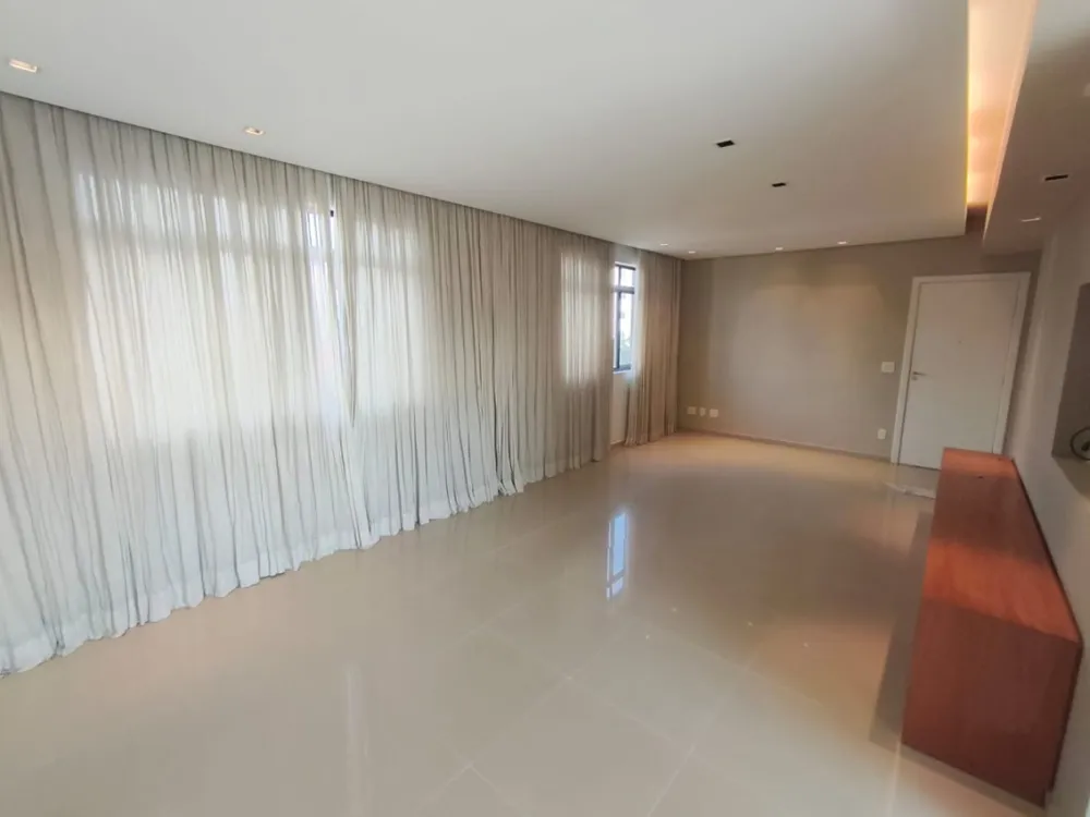 Apartamento, 4 quartos, 144 m² - Foto 2