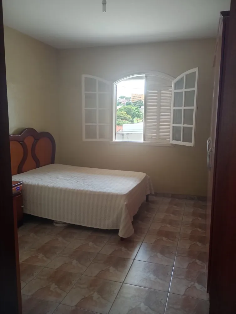 Casa, 3 quartos, 330 m² - Foto 3