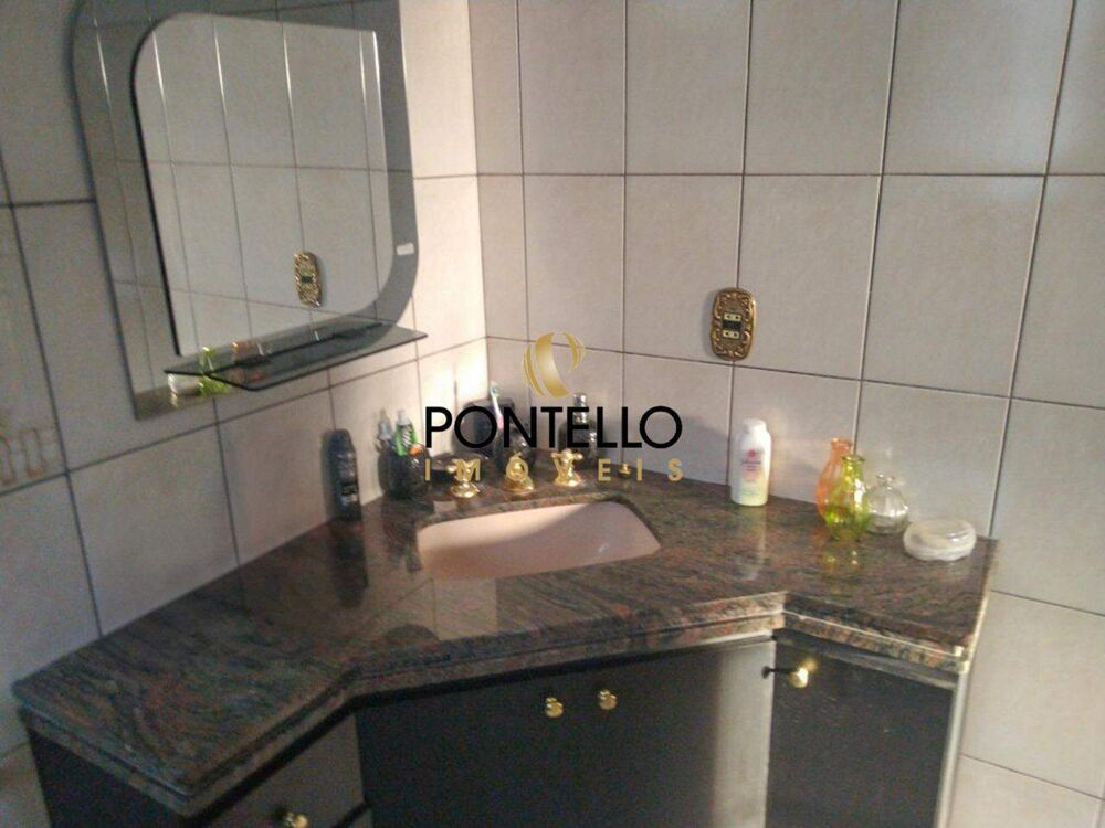 Casa à venda com 4 quartos, 160m² - Foto 4