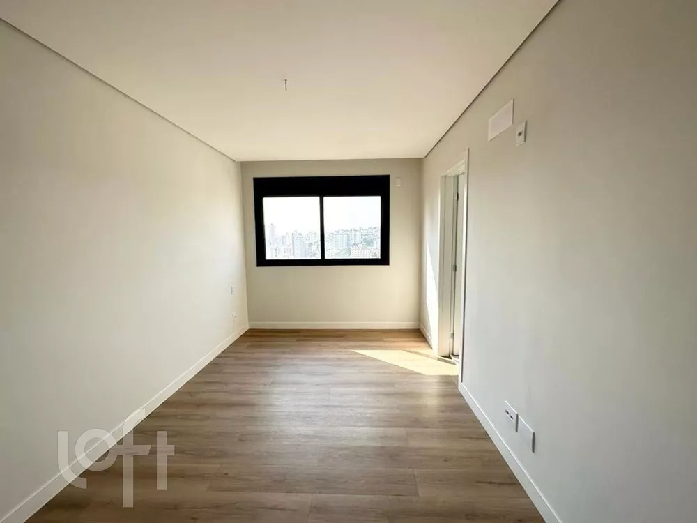 Apartamento à venda com 4 quartos, 186m² - Foto 5