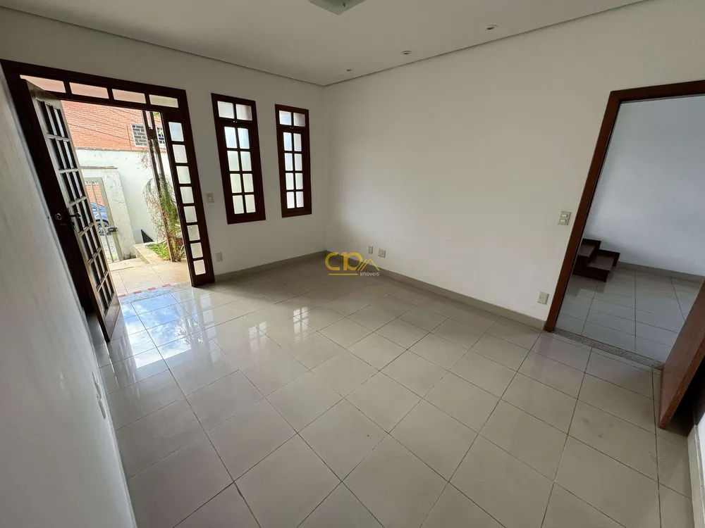 Casa, 3 quartos, 254 m² - Foto 3