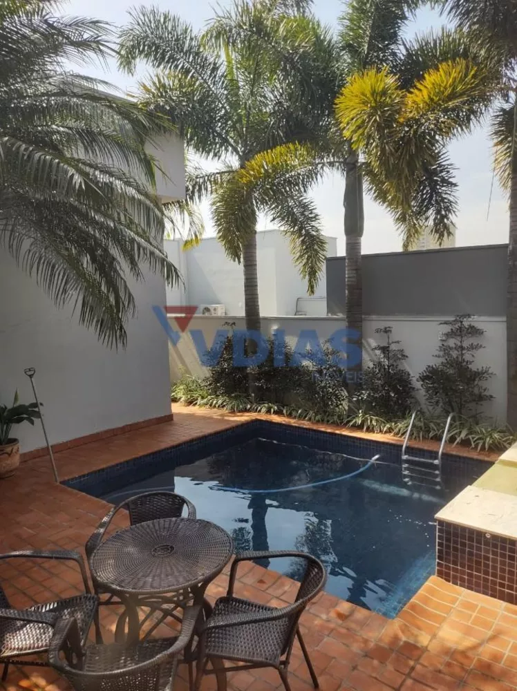 Casa de Condomínio à venda com 3 quartos, 450m² - Foto 8