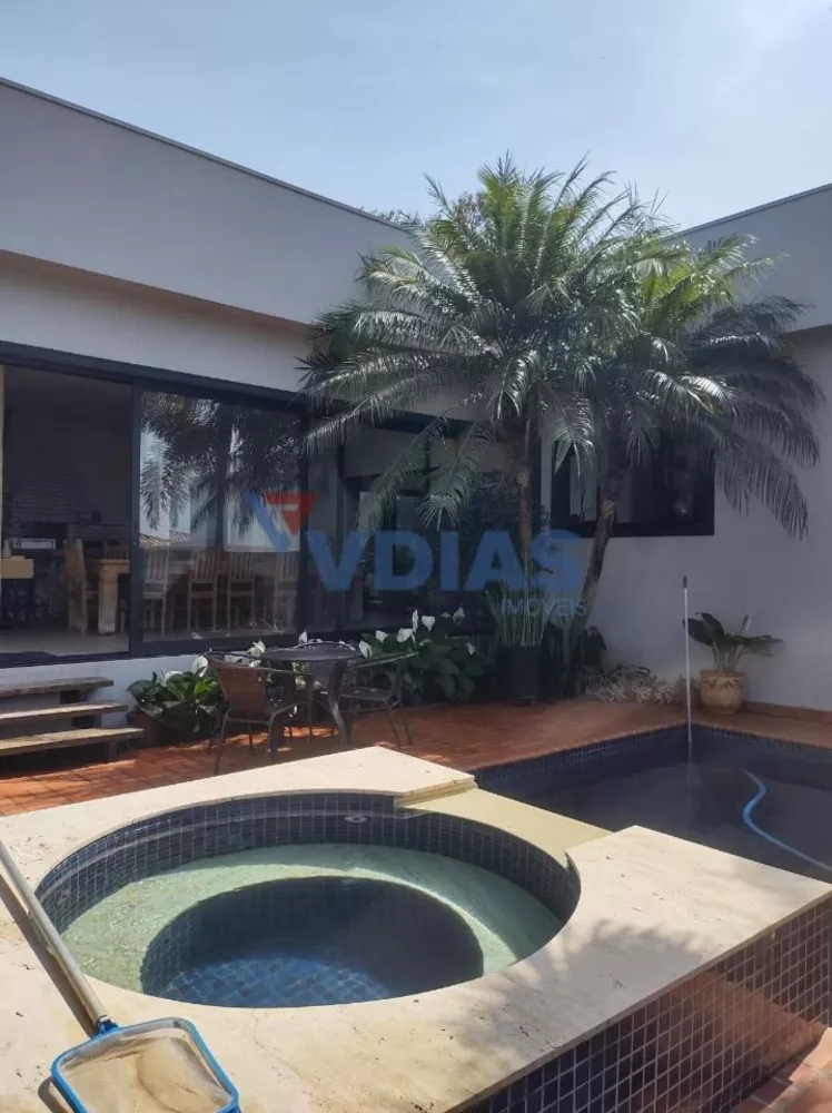 Casa de Condomínio à venda com 3 quartos, 450m² - Foto 7