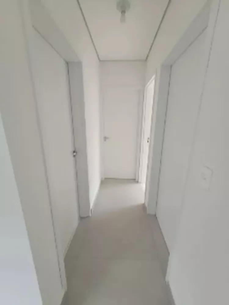 Apartamento à venda com 3 quartos, 173m² - Foto 9