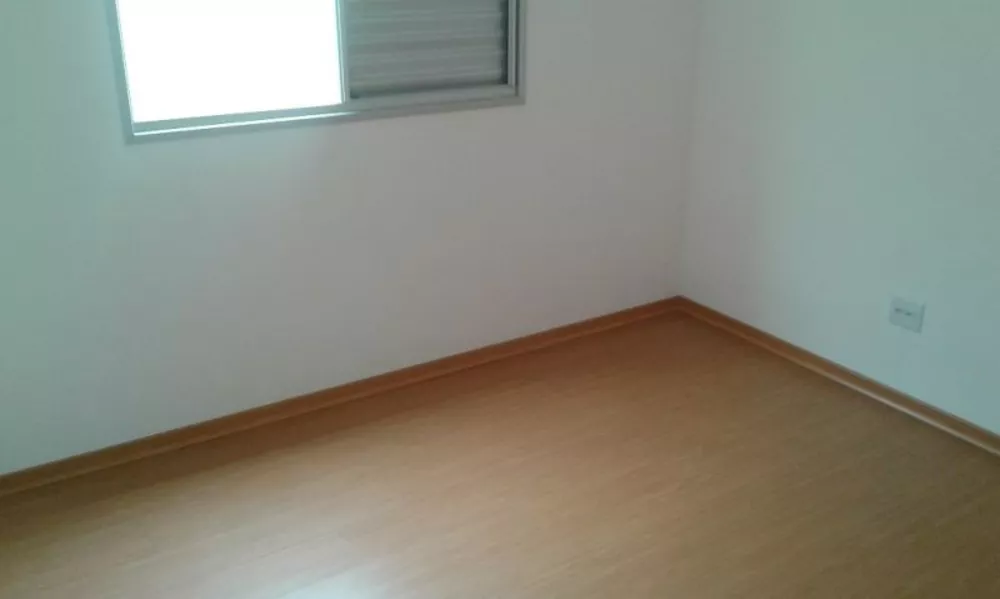 Apartamento à venda com 3 quartos, 102m² - Foto 2