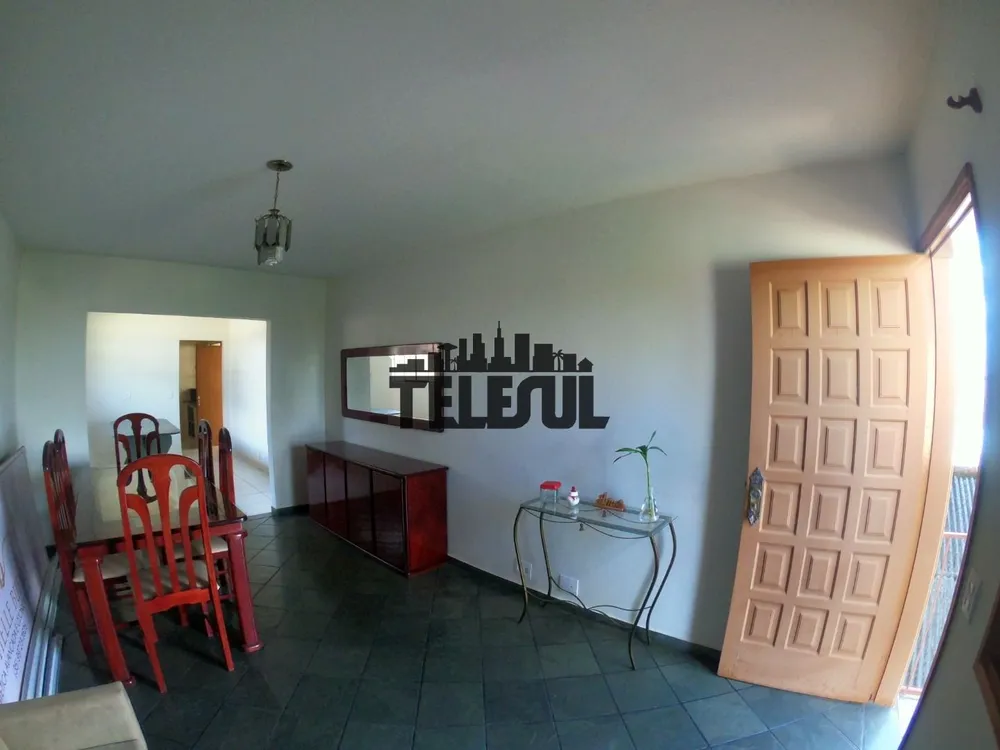 Casa, 3 quartos, 250 m² - Foto 3