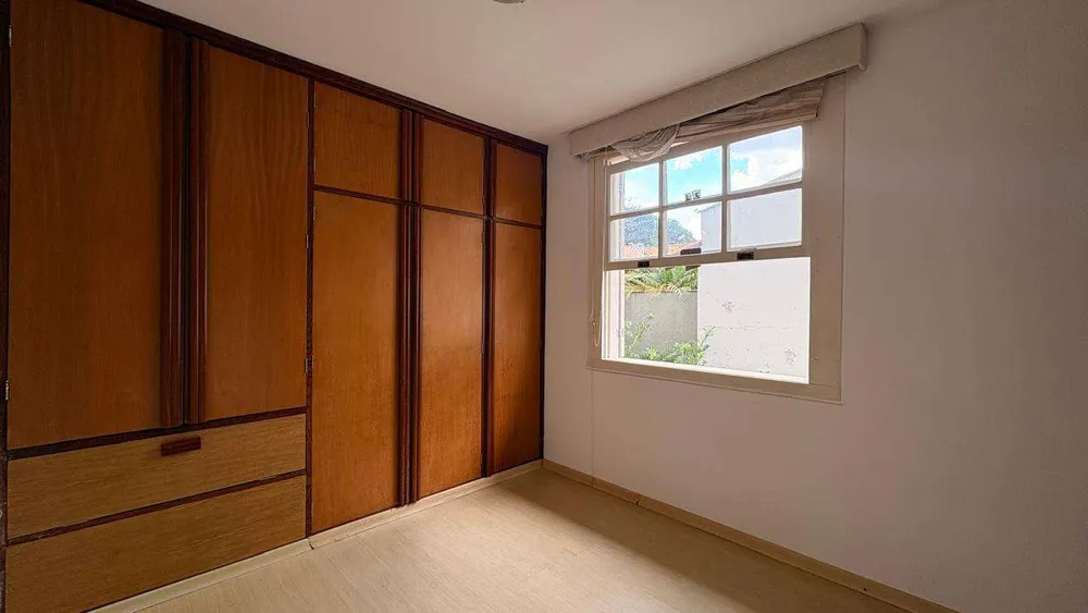Casa, 4 quartos, 304 m² - Foto 2