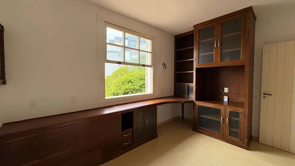Casa, 4 quartos, 304 m² - Foto 5