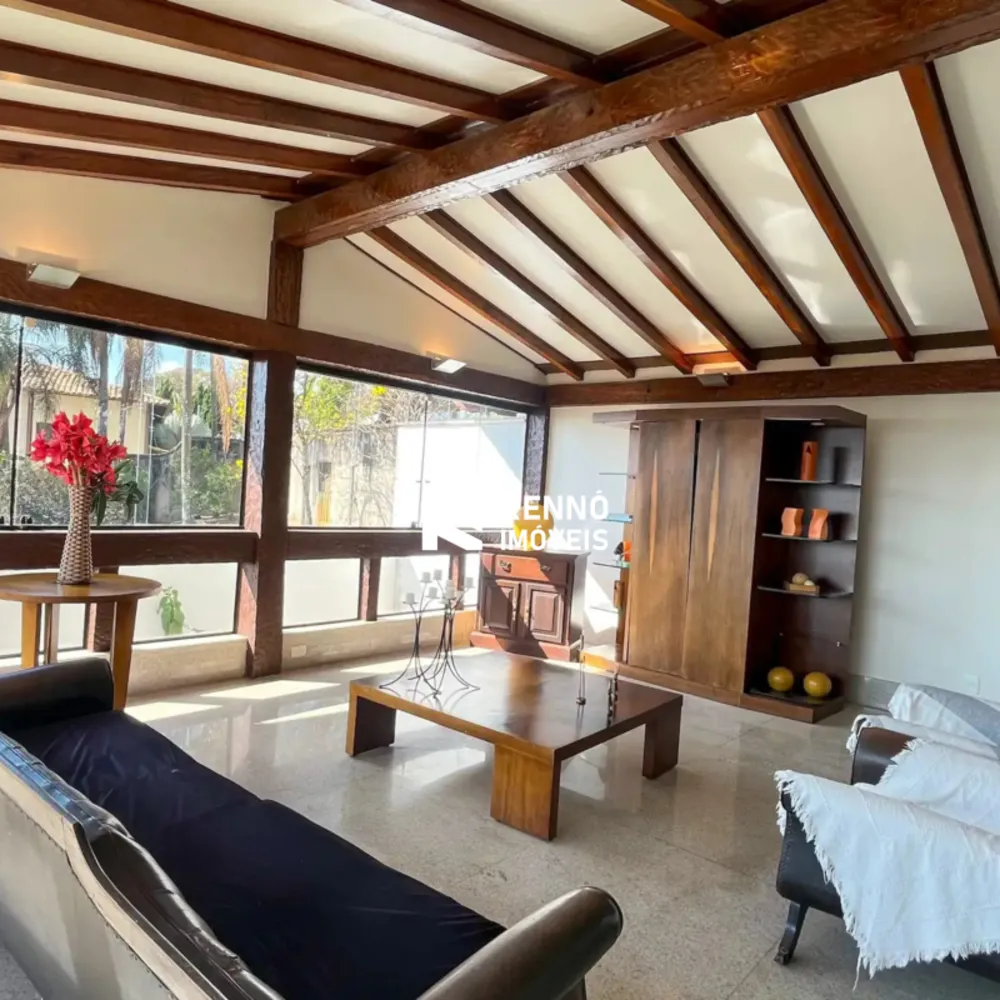 Casa, 4 quartos, 350 m² - Foto 1