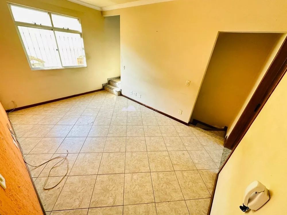 Apartamento à venda com 3 quartos, 140m² - Foto 5