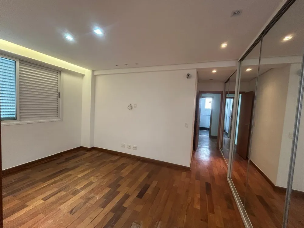 Apartamento, 4 quartos, 250 m² - Foto 11