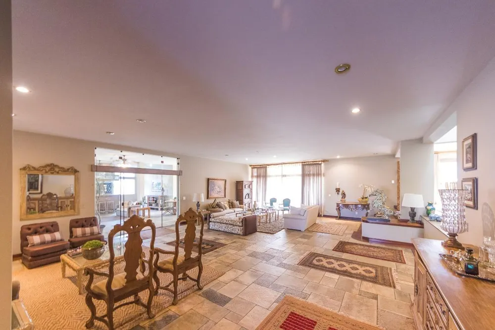 Casa, 7 quartos, 2810 m² - Foto 1
