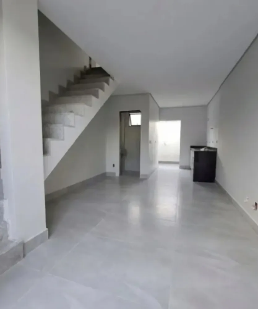 Casa, 2 quartos, 85 m² - Foto 1