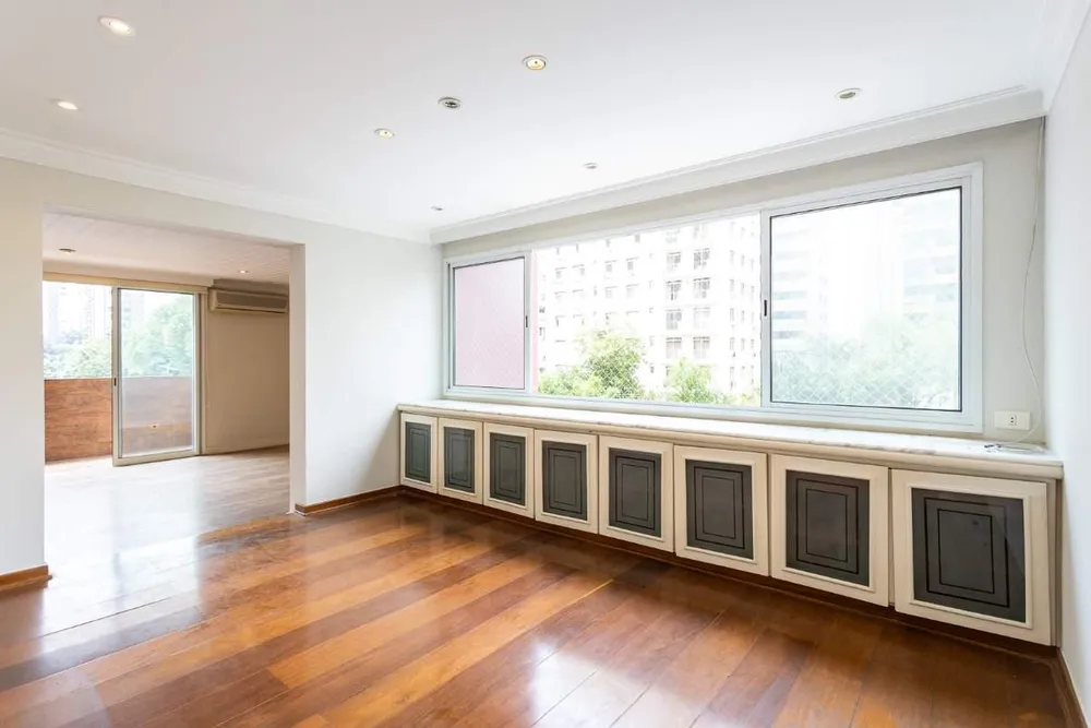 Apartamento, 4 quartos, 302 m² - Foto 1